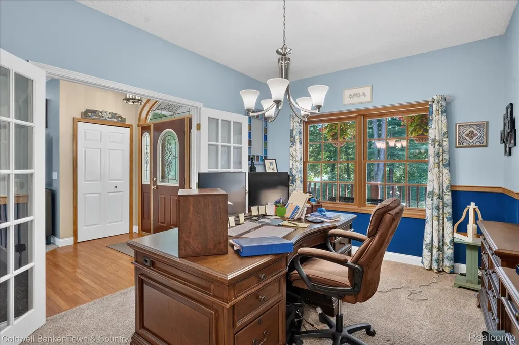 3217 Pineview Trail Genoa Township MI 48843