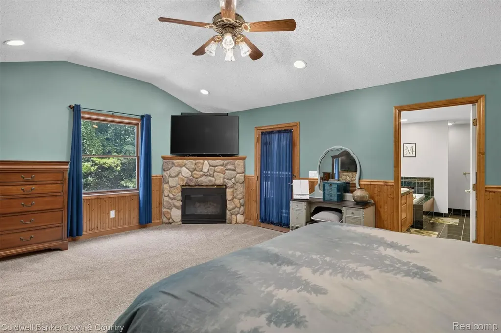3217 Pineview Trail Genoa Township MI 48843