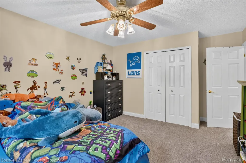 3217 Pineview Trail Genoa Township MI 48843