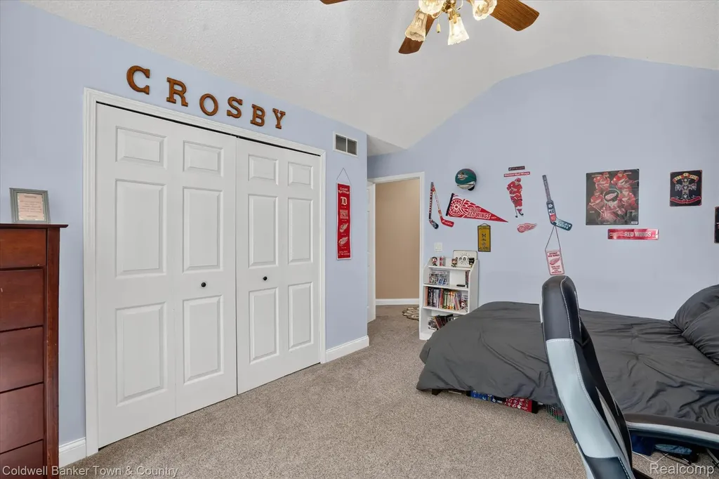 3217 Pineview Trail Genoa Township MI 48843