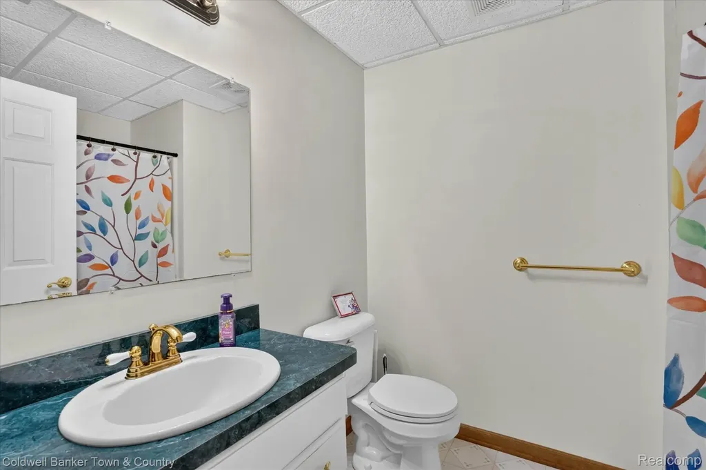 3217 Pineview Trail Genoa Township MI 48843