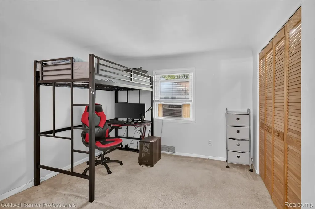 7194 N Center Road Genesee Charter Township MI 48458