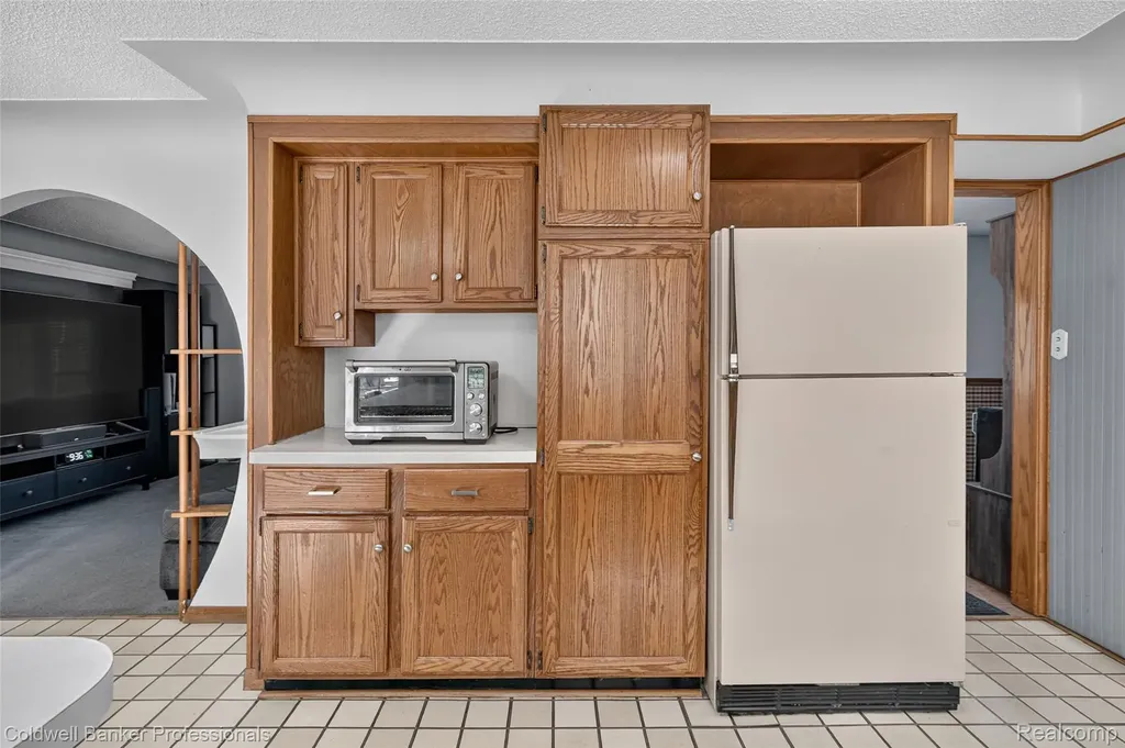 7194 N Center Road Genesee Charter Township MI 48458