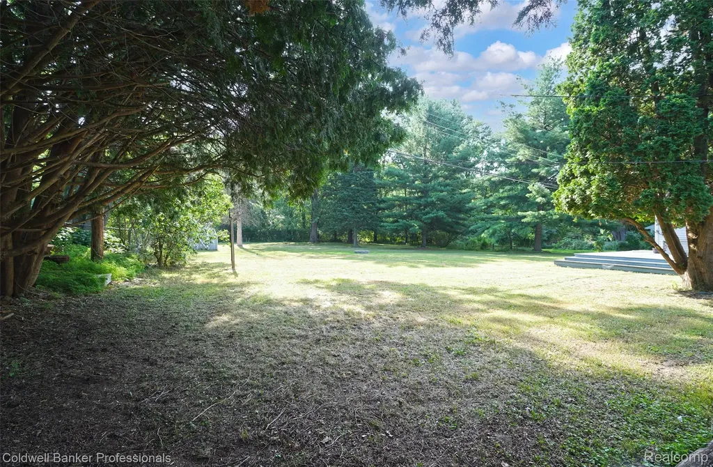 7194 N Center Road Genesee Charter Township MI 48458