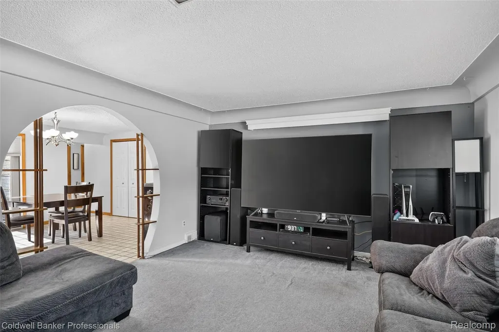 7194 N Center Road Genesee Charter Township MI 48458