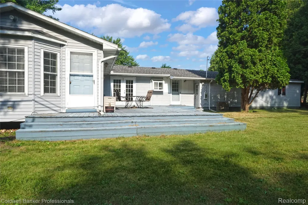 7194 N Center Road Genesee Charter Township MI 48458