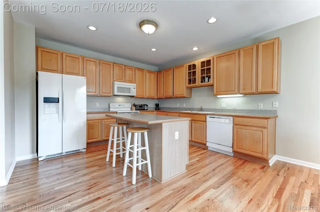 41647 Mitchell Road Novi City MI 48377