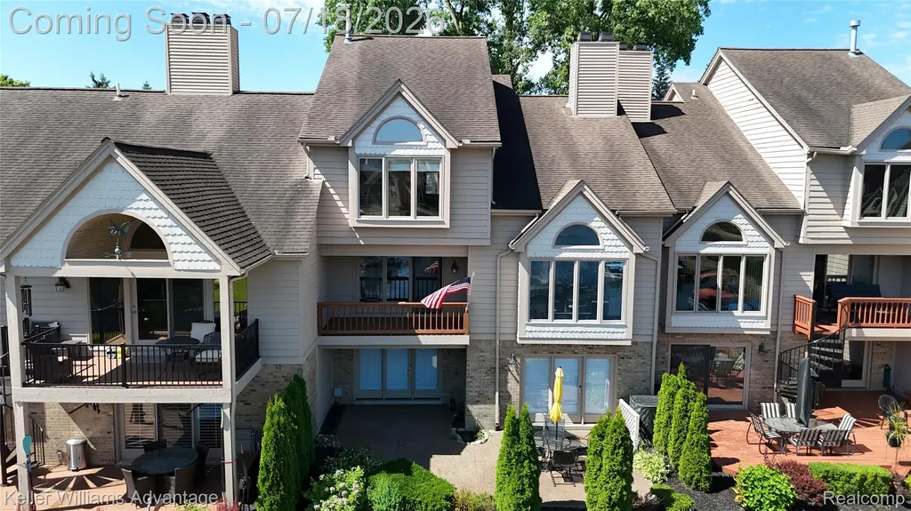 18048 Blue Heron Drive W Northville Township MI 48168