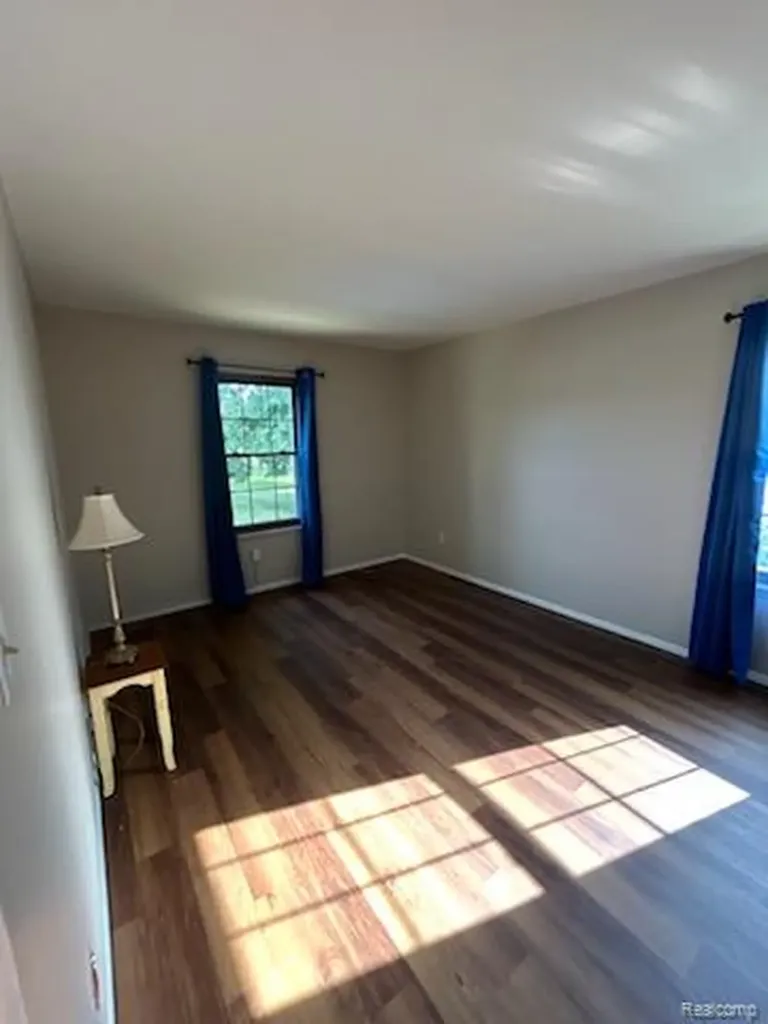 35138 N Bay Circle Harrison Charter Township MI 48045