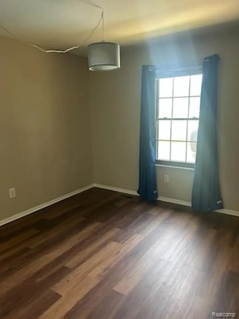 35138 N Bay Circle Harrison Charter Township MI 48045