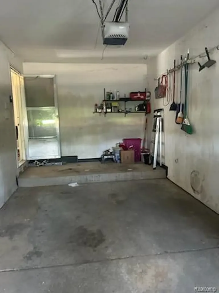 35138 N Bay Circle Harrison Charter Township MI 48045