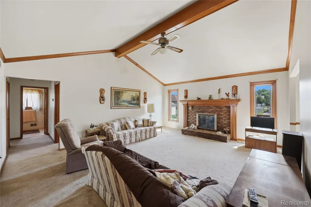 35654 Wellston Avenue Sterling Heights City MI 48312
