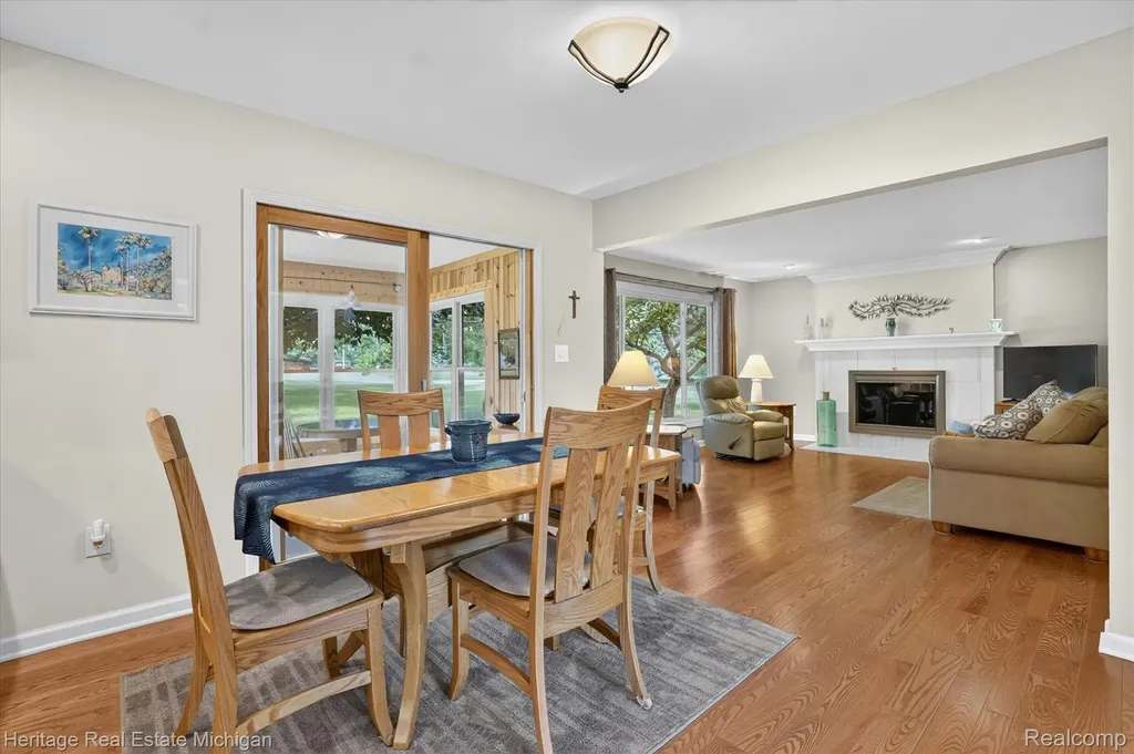 14038 Hogan Road Fenton Charter Township MI 48451