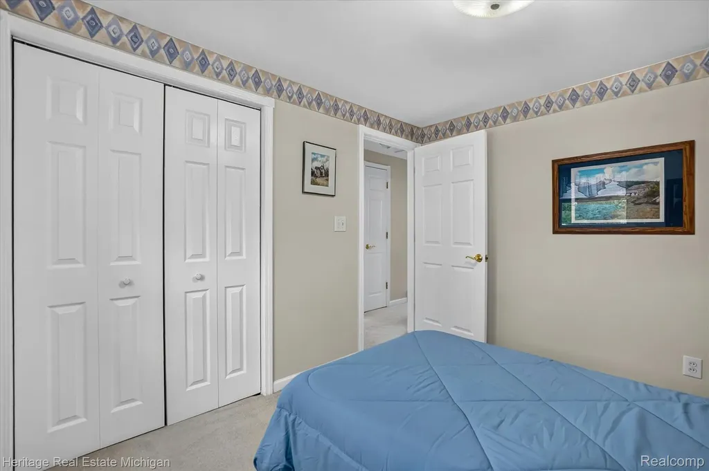 14038 Hogan Road Fenton Charter Township MI 48451