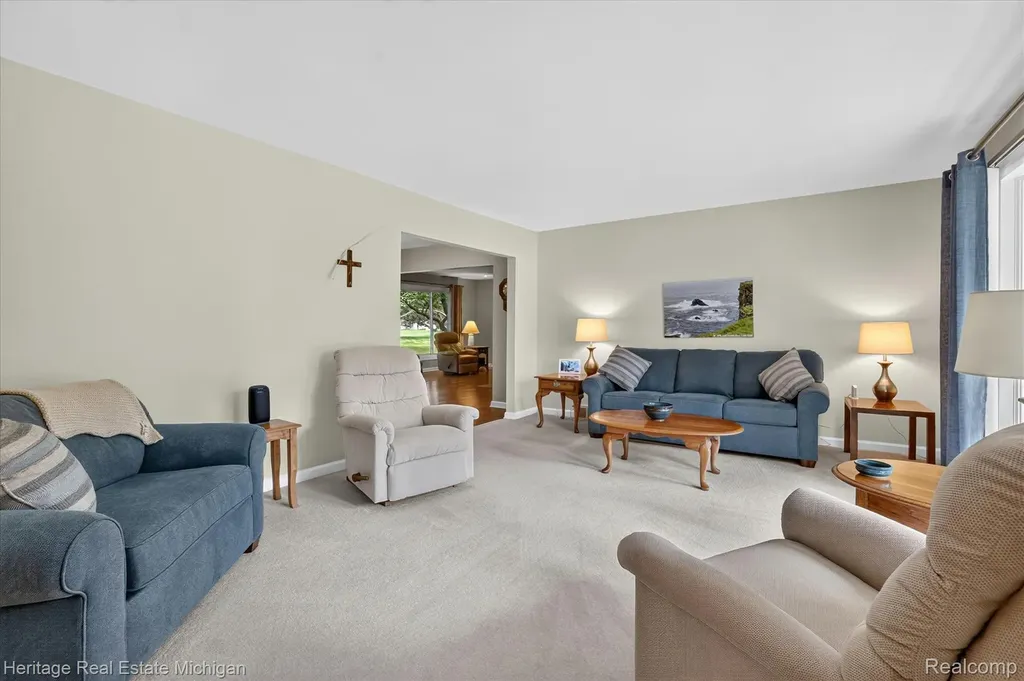 14038 Hogan Road Fenton Charter Township MI 48451