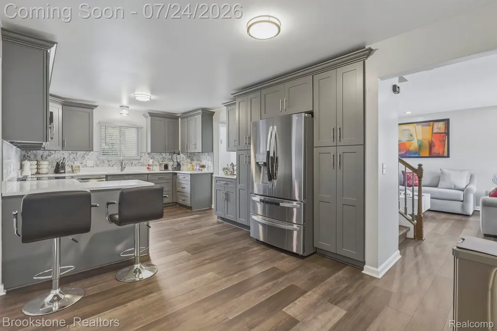 30640 Nelson Circle Westland City MI 48186
