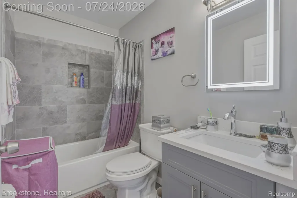 30640 Nelson Circle Westland City MI 48186