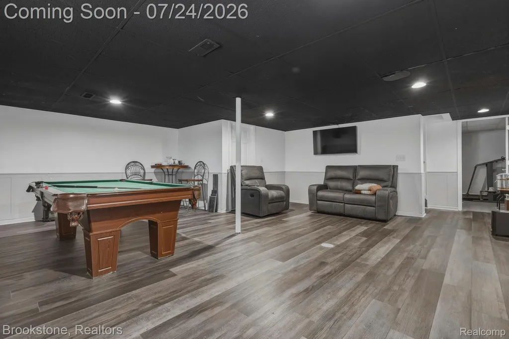30640 Nelson Circle Westland City MI 48186
