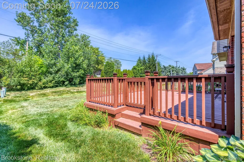 30640 Nelson Circle Westland City MI 48186