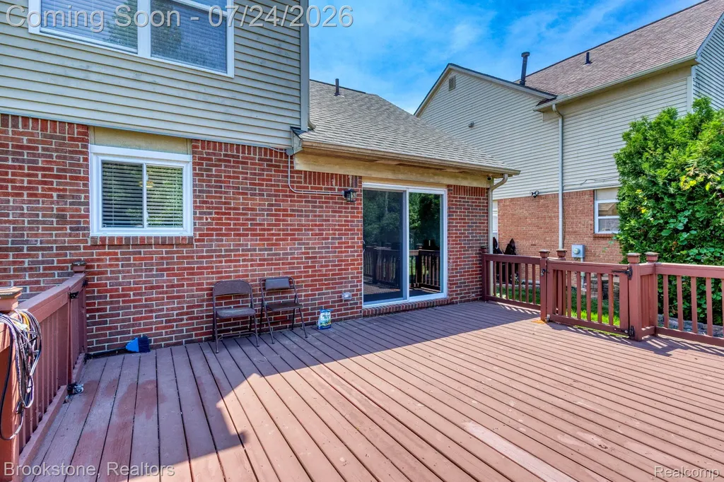 30640 Nelson Circle Westland City MI 48186