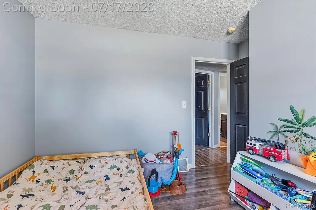 15166 Kerstyn Street Taylor City MI 48180