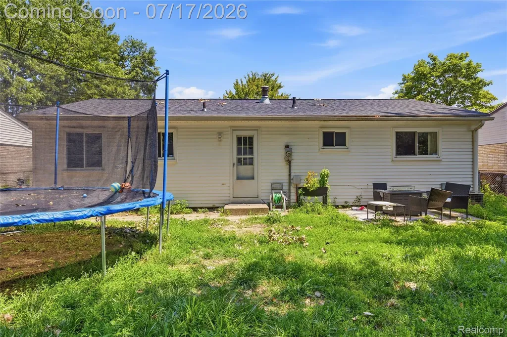 15166 Kerstyn Street Taylor City MI 48180