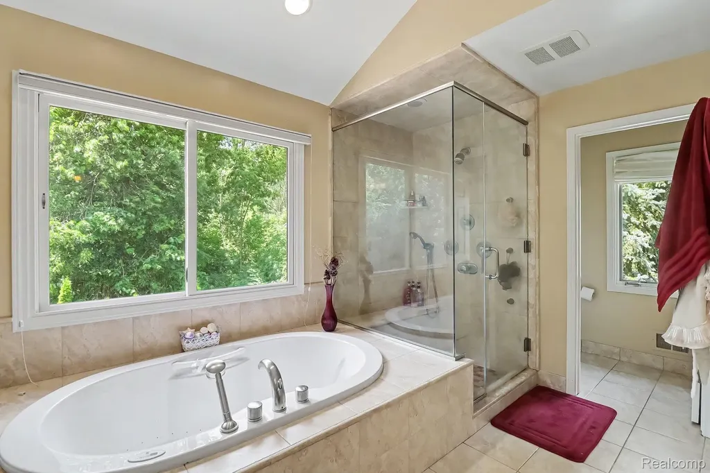 6621 Glenshaw Court West Bloomfield Charter Township MI 48322