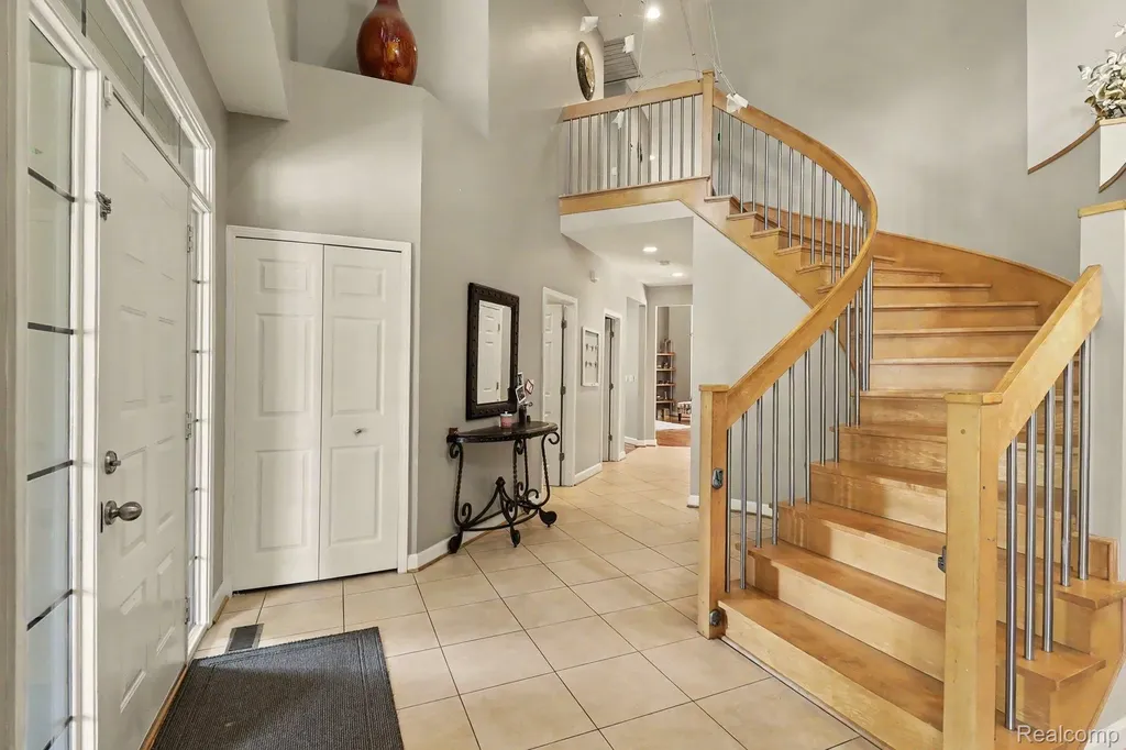6621 Glenshaw Court West Bloomfield Charter Township MI 48322