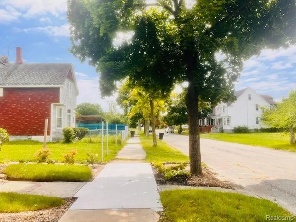 3964 Sheridan Street Detroit City MI 48214