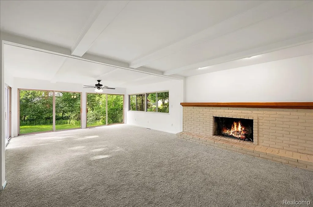 536 Rolling Rock Road S Bloomfield Hills City MI 48304