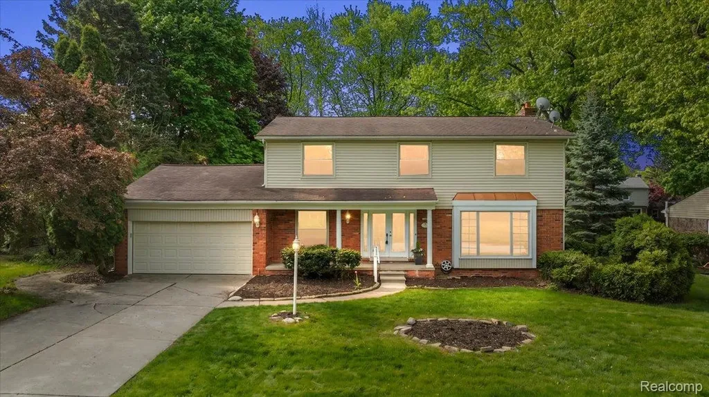 536 Rolling Rock Road S Bloomfield Hills City MI 48304
