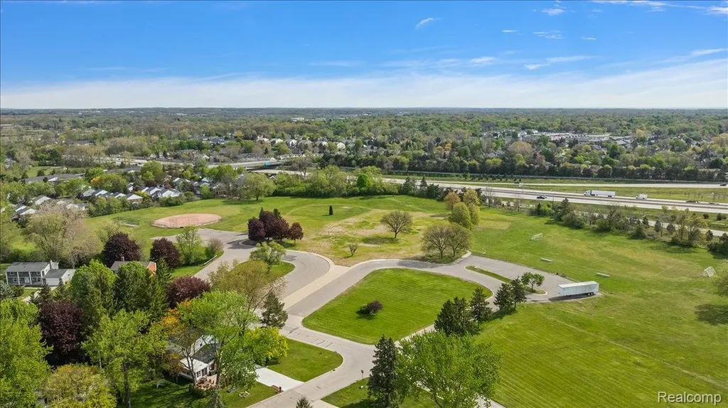 536 Rolling Rock Road S Bloomfield Hills City MI 48304