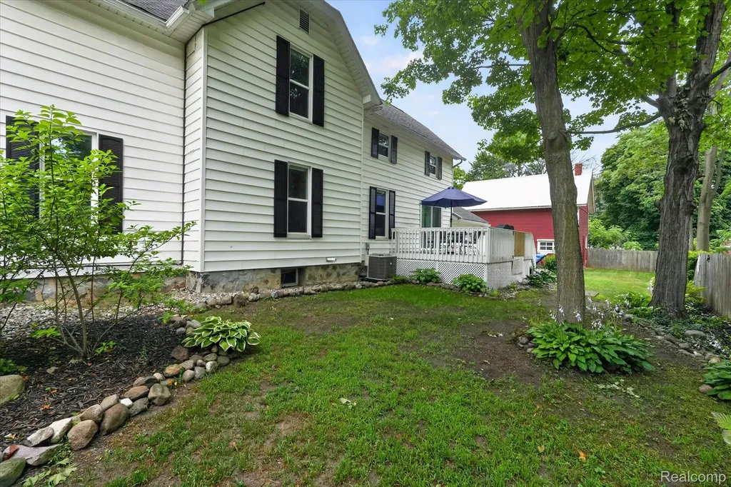 202 N Church Street Vernon Village MI 48476