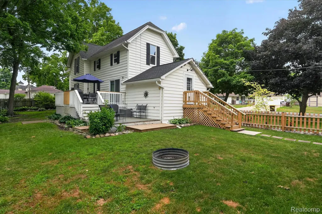 202 N Church Street Vernon Village MI 48476