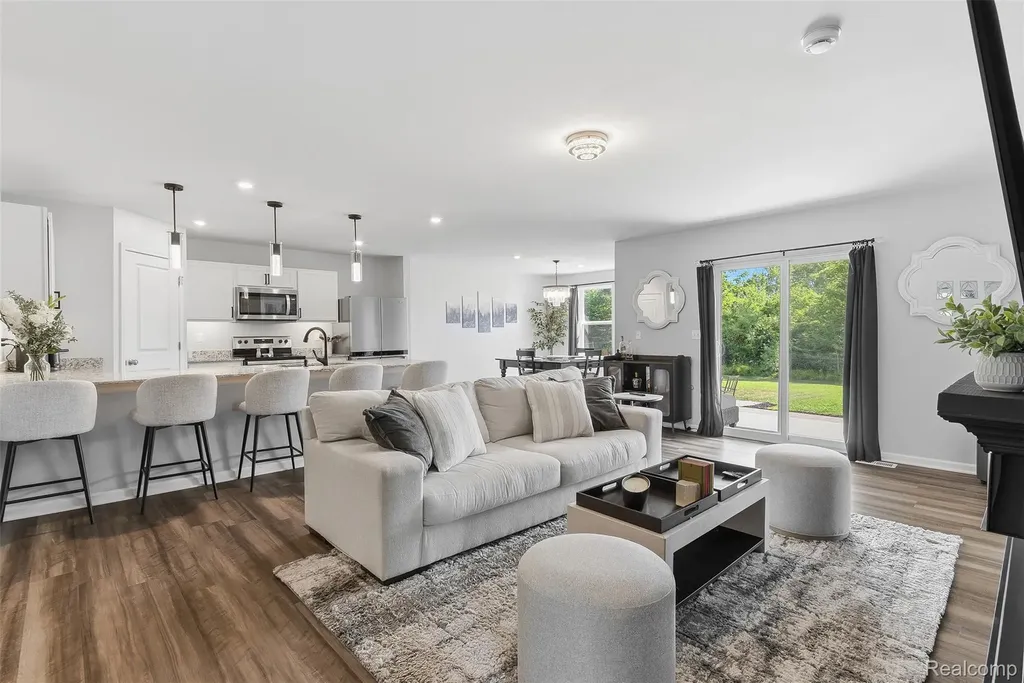 2340 Scenic Hollow Drive Grand Blanc Charter Township MI 48439