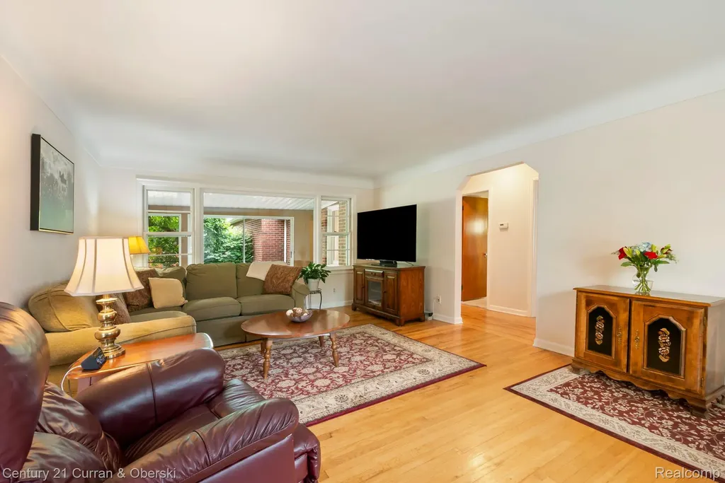 551 N Evergreen Street Plymouth City MI 48170