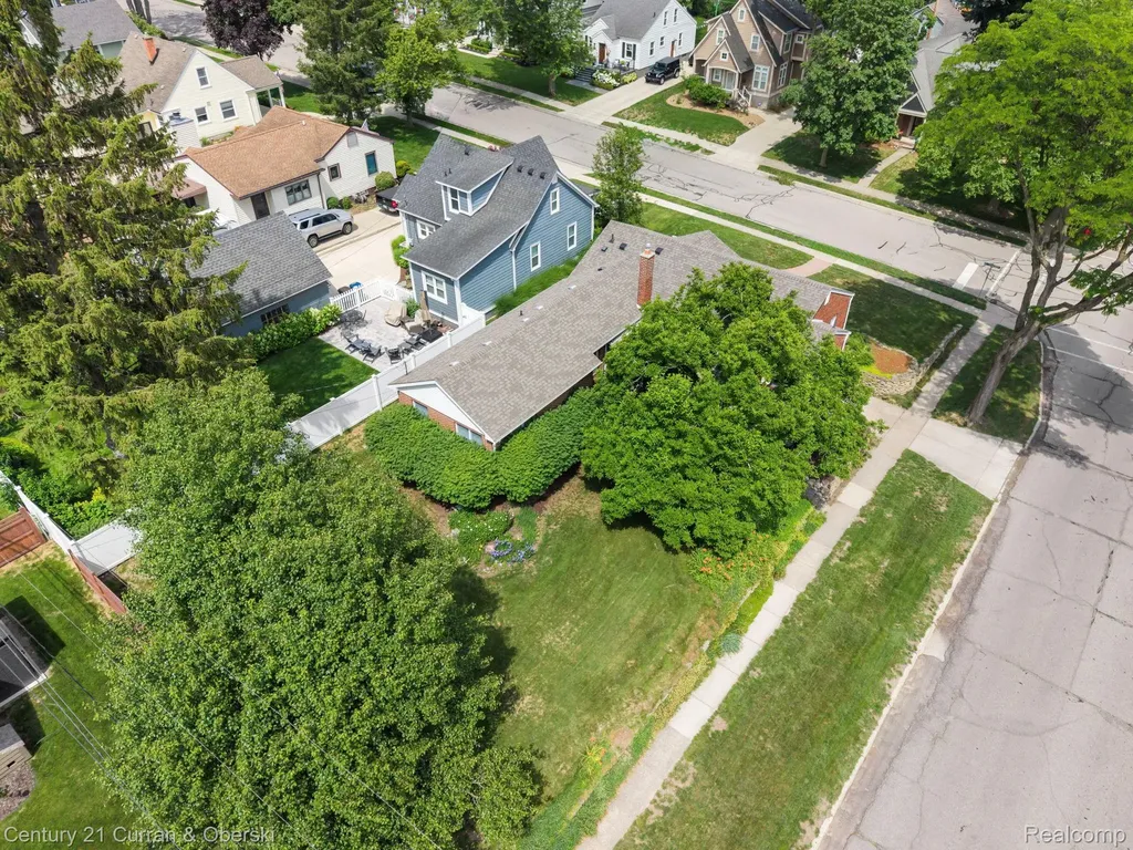 551 N Evergreen Street Plymouth City MI 48170