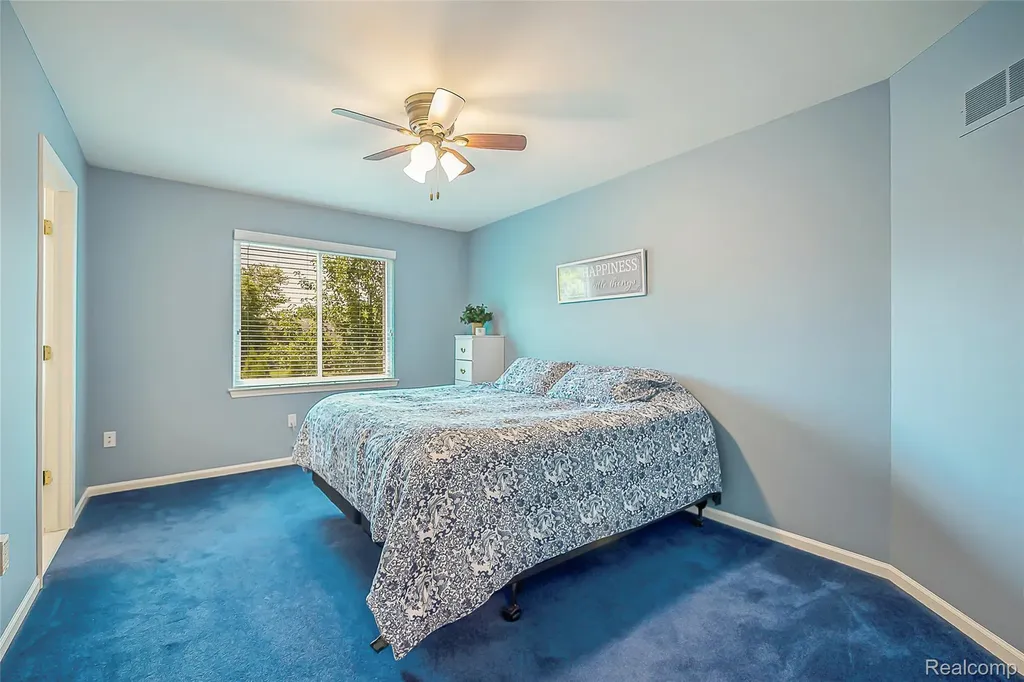 1162 Gentry Drive South Lyon City MI 48178
