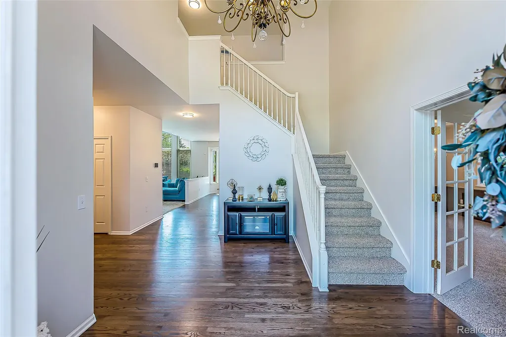1162 Gentry Drive South Lyon City MI 48178
