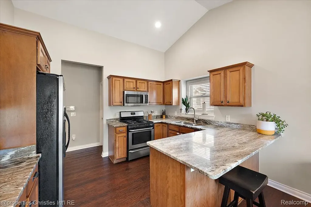 3181 Ivy Lane Grand Blanc Charter Township MI 48439