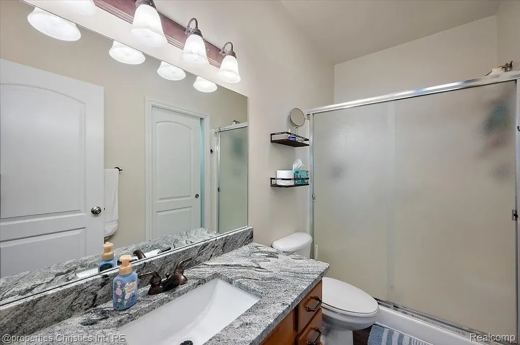 3181 Ivy Lane Grand Blanc Charter Township MI 48439
