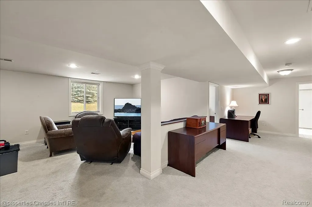 3181 Ivy Lane Grand Blanc Charter Township MI 48439