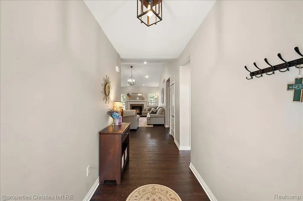 3181 Ivy Lane Grand Blanc Charter Township MI 48439