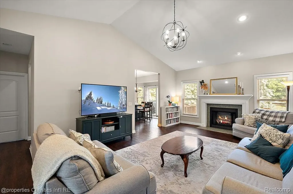 3181 Ivy Lane Grand Blanc Charter Township MI 48439