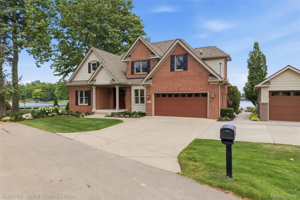 3871 Homestead Drive Genoa Township MI 48843
