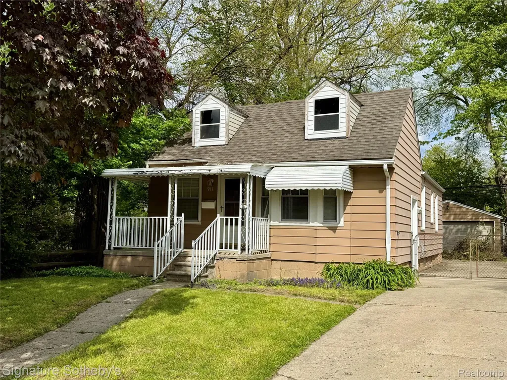 911 S Wilson Avenue Royal Oak City MI 48067