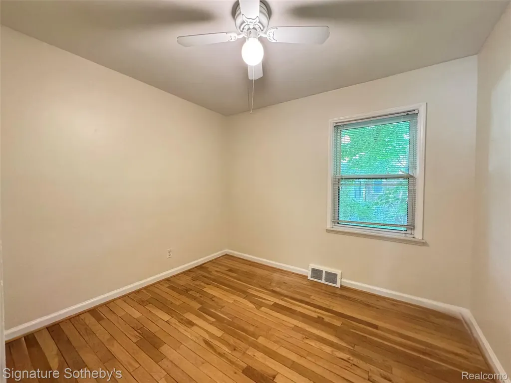 911 S Wilson Avenue Royal Oak City MI 48067