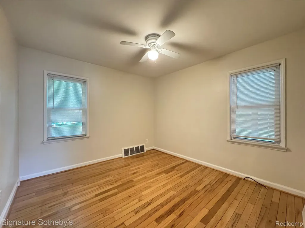 911 S Wilson Avenue Royal Oak City MI 48067