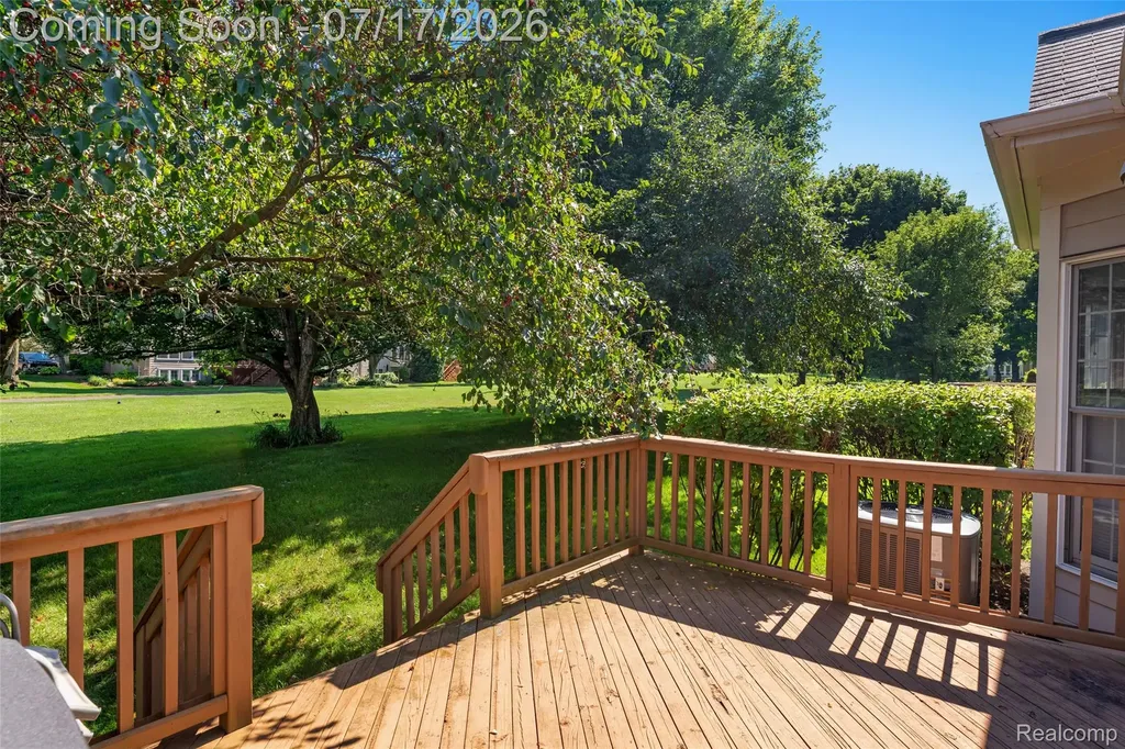 39681 Muirfield Lane Northville Township MI 48168