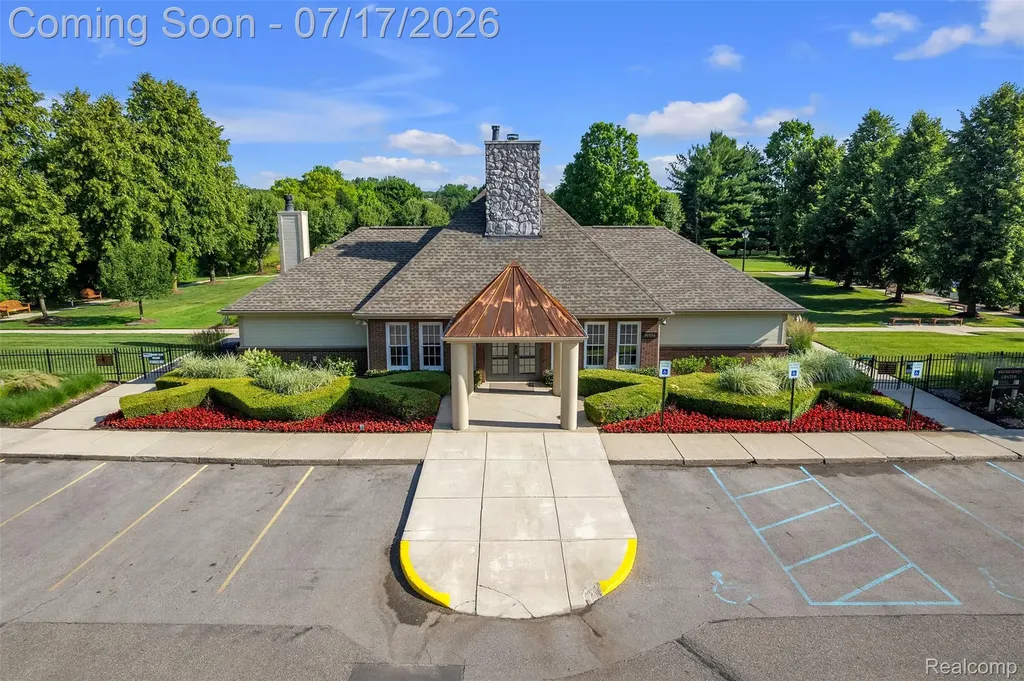 39681 Muirfield Lane Northville Township MI 48168